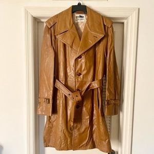 Lakeland Men’s Vintage Leather Belted Trench Coat